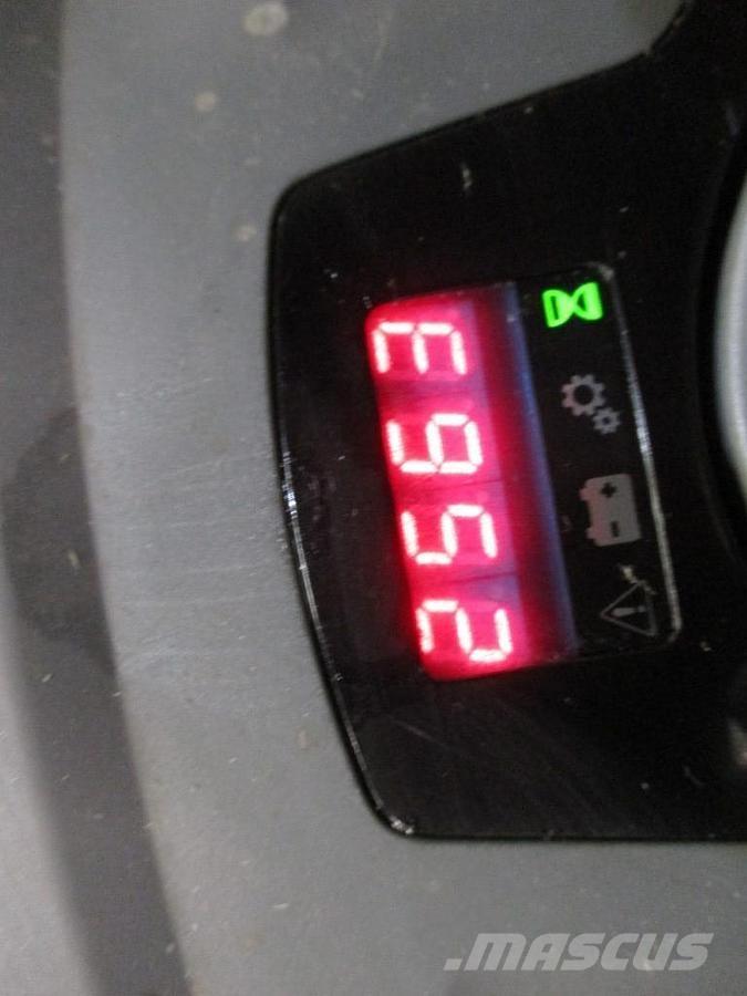 Toyota SPE120 Lavtløftende truck med platform