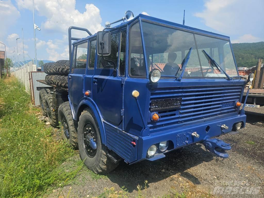 Tatra 813 8x8 KOLOS Chassis