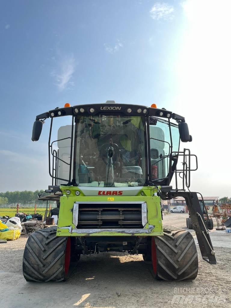 CLAAS LEXION 7600 TT Skurtreskere