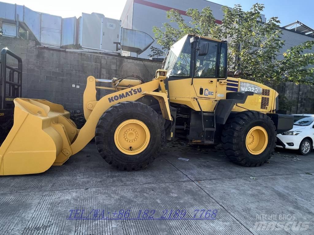Komatsu WA320 Hjullastere