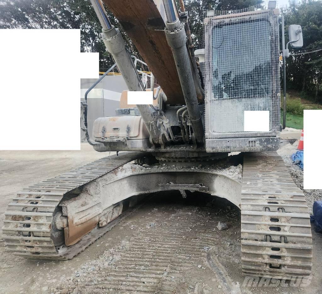 Hyundai HX300 Beltegraver