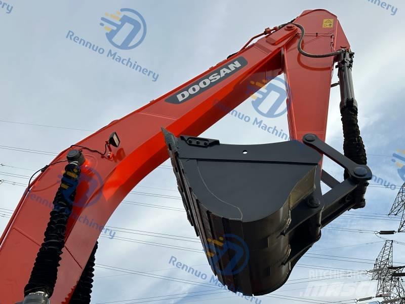 Doosan DX 300LC-9C Beltegraver