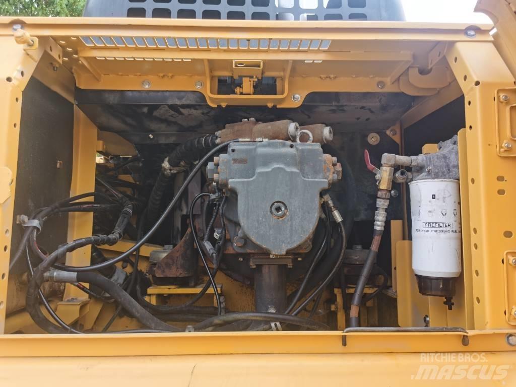 Komatsu PC 400-7 Beltegraver