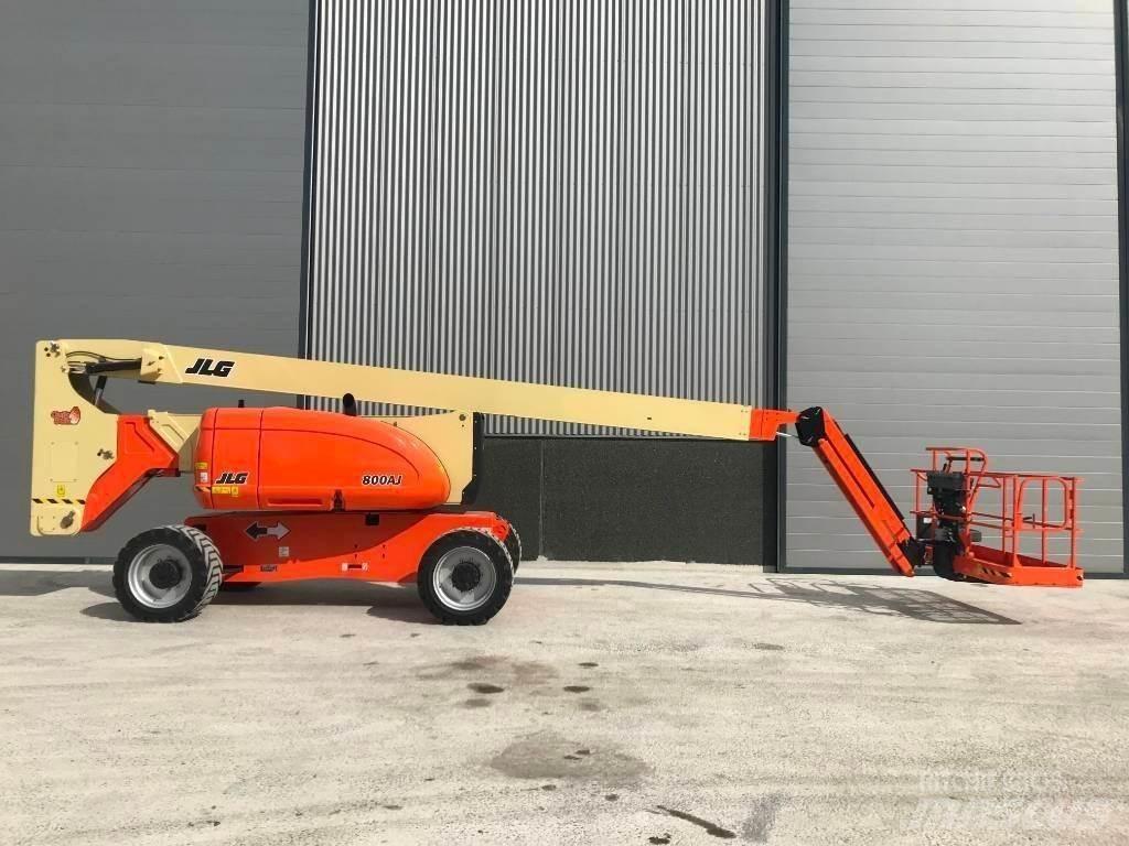JLG 800 AJ Leddede bomlifter
