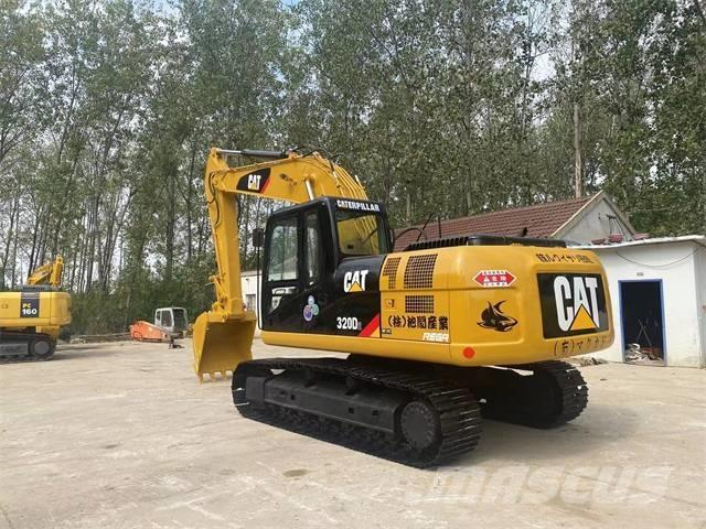 CAT 320D2 Beltegraver