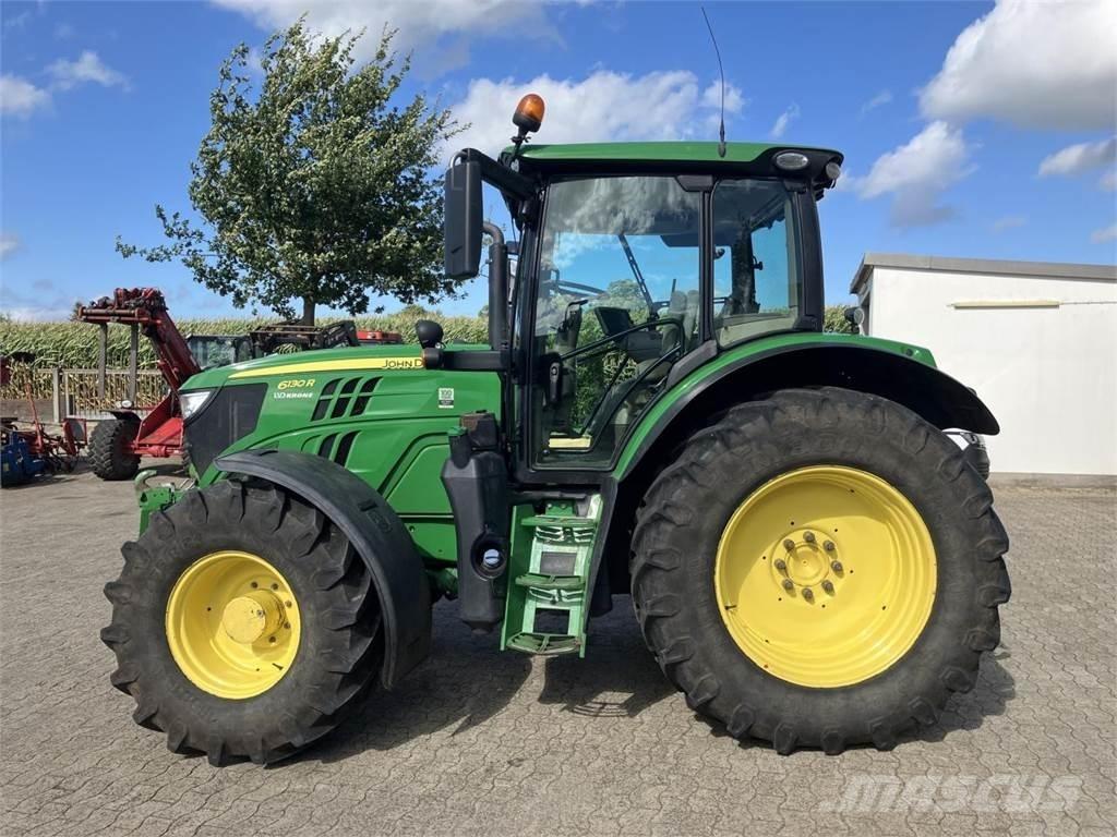 John Deere 6130R Traktorer