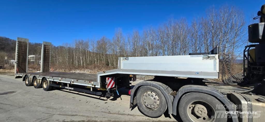 Schwarzmüller D40R Brønnhenger semi