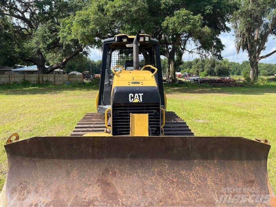 CAT D 3 K 2 LGP Dozere Beltegående