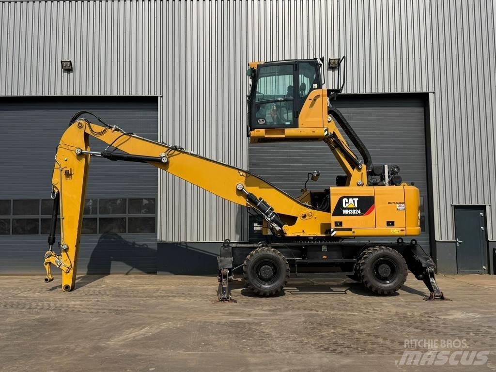 CAT MH3024 Gravemaskiner for avfallshåndtering
