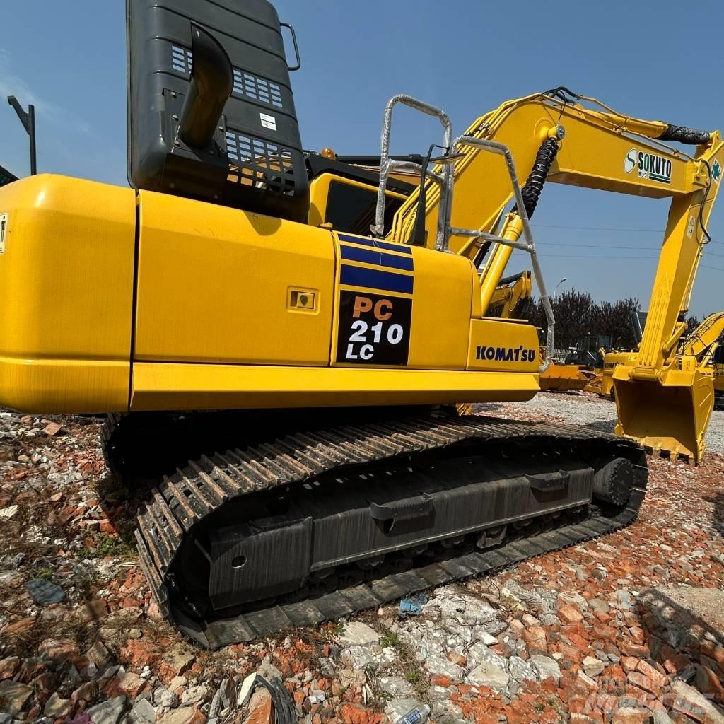 Komatsu 210-8 Beltegraver