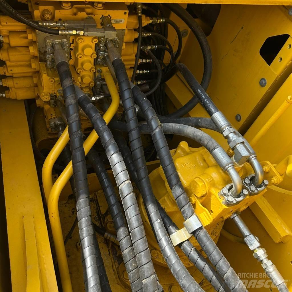 Komatsu 210-8 Beltegraver