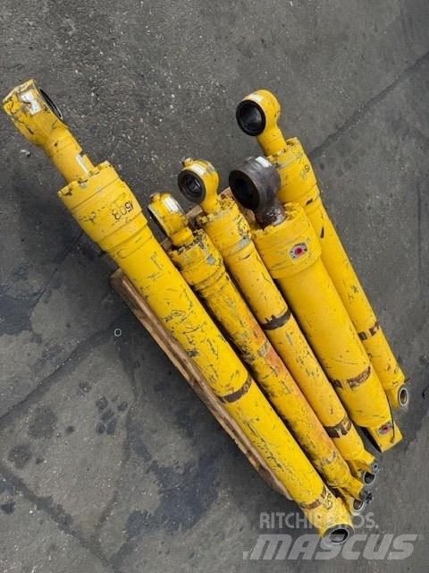 Komatsu PW 180 Hydraulikk