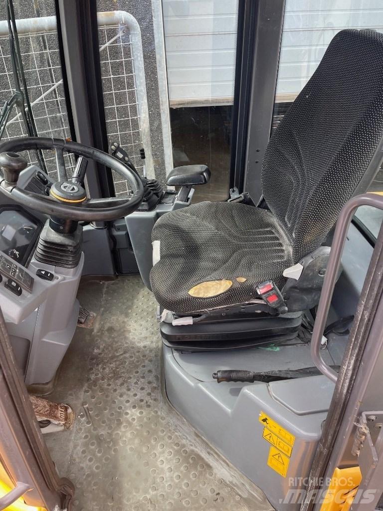 Volvo L30G Minilastere