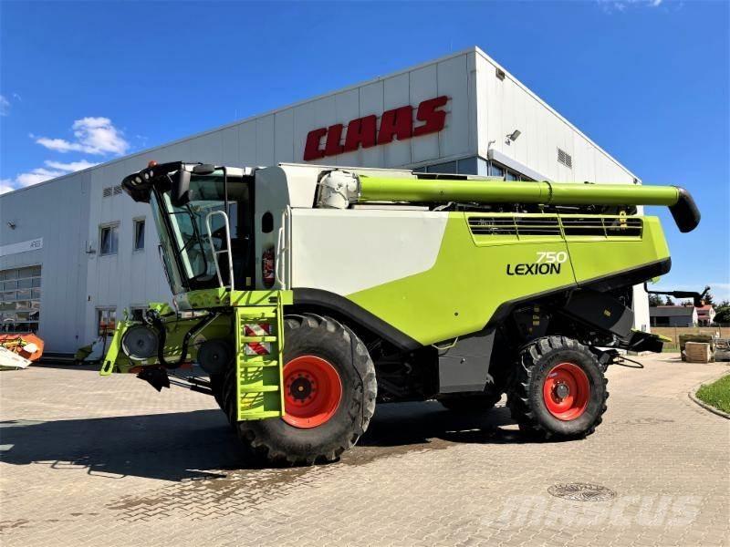 CLAAS LEXION 750 Skurtreskere