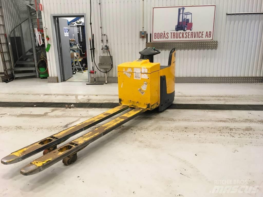 Jungheinrich ERE 225 Lavtløftende truck