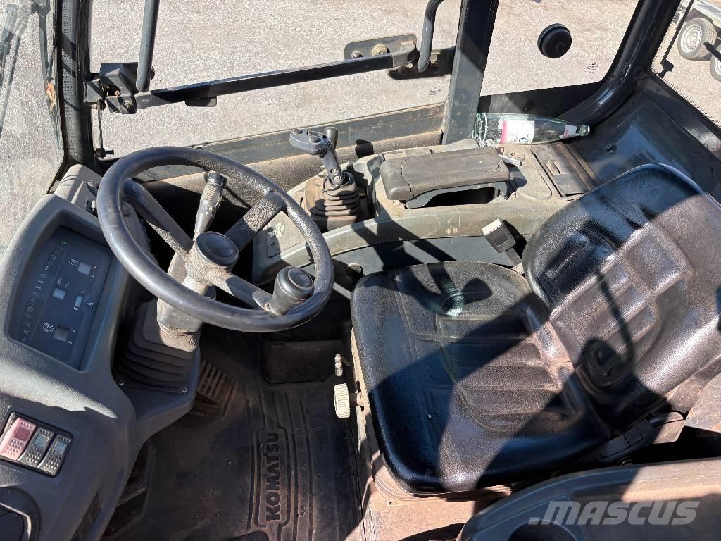 Komatsu WA 90 Hjullastere