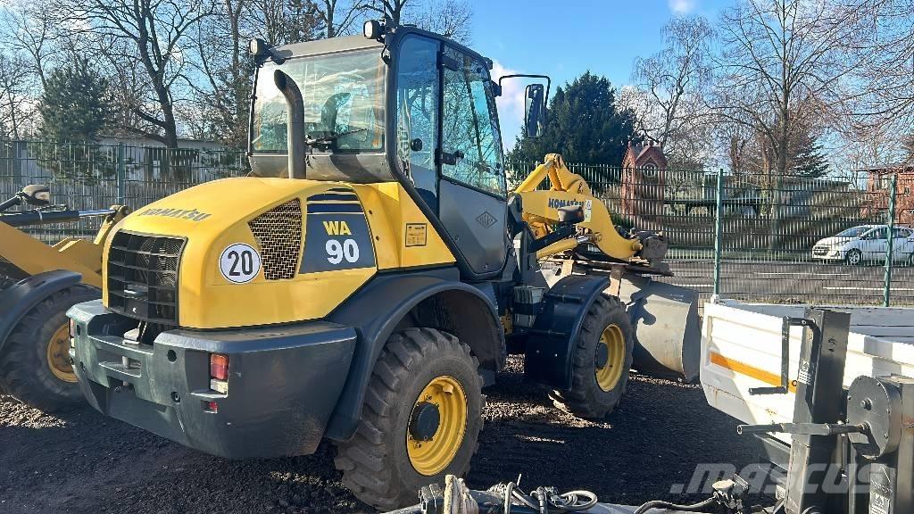 Komatsu WA 90 Hjullastere