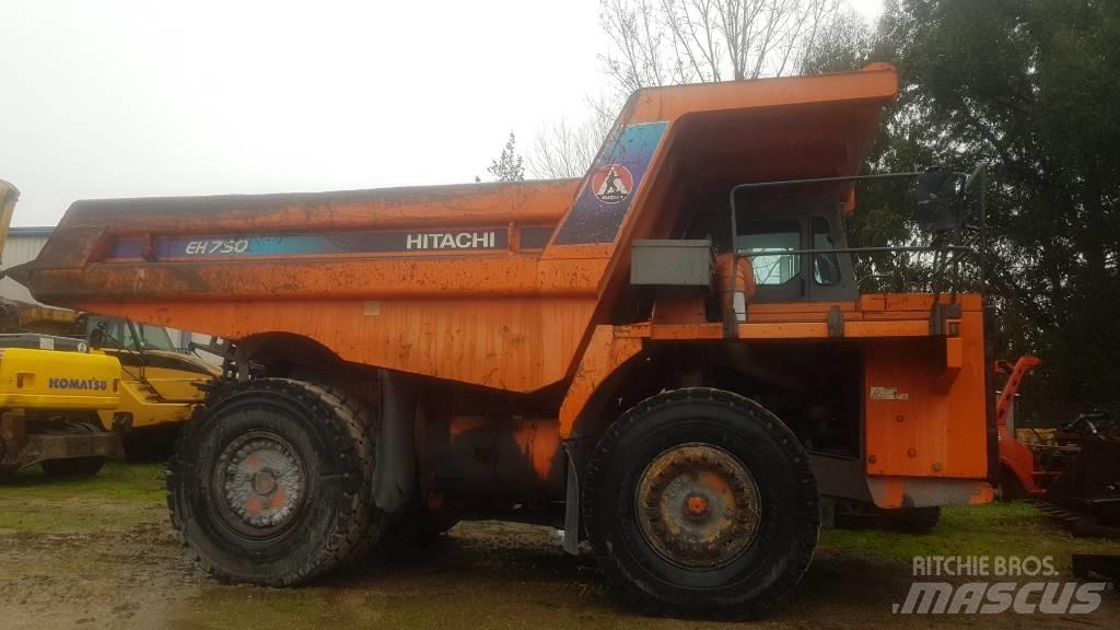 Hitachi EH 750-2 Tipptrucker