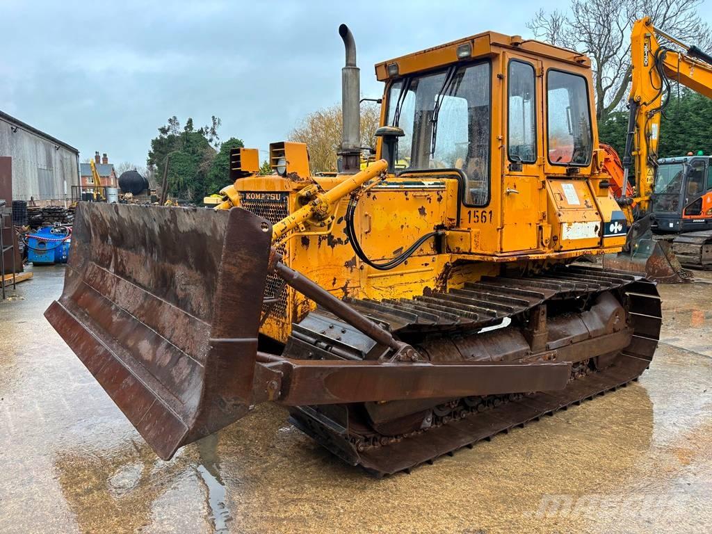 Komatsu D 41 P-3 Dozere Beltegående
