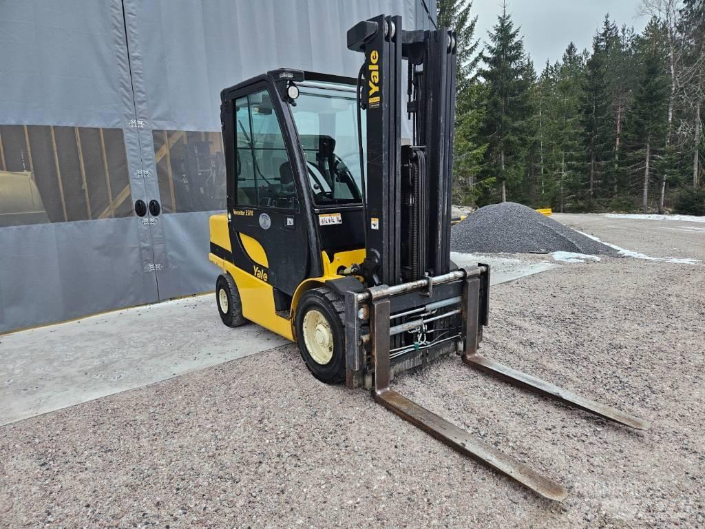 Yale GDP 35 VX Diesel Trucker