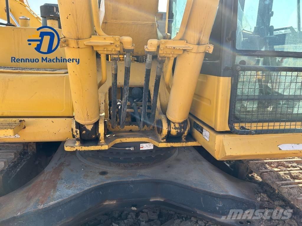 Komatsu PC 450-8 Beltegraver