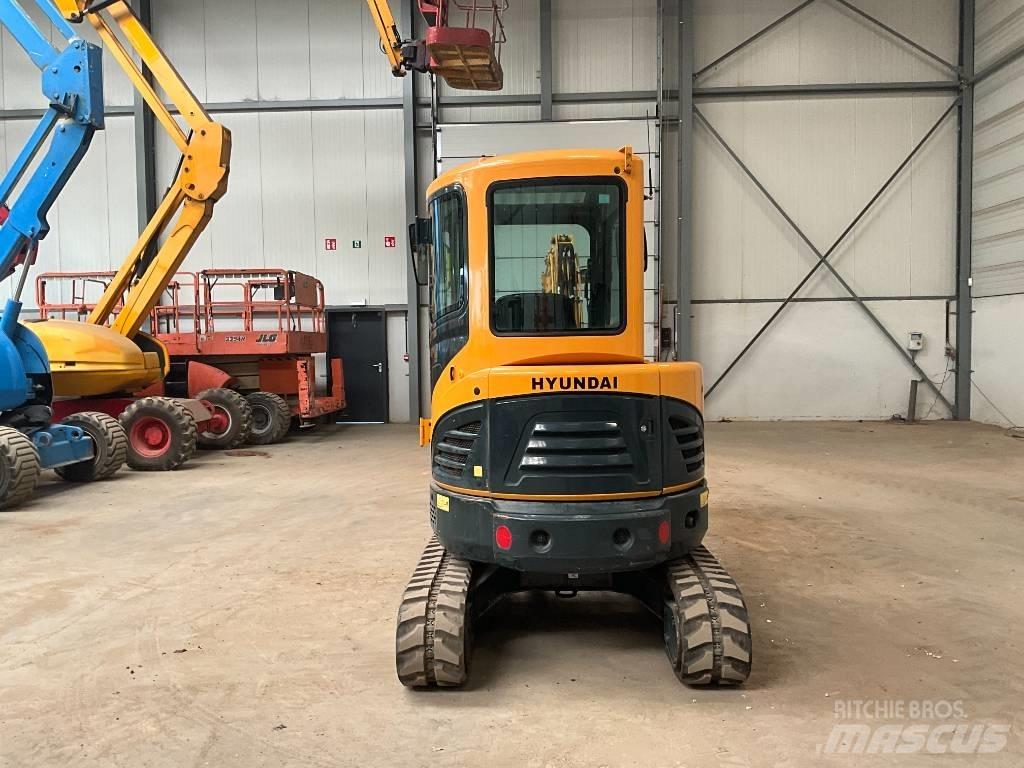 Hyundai 30 Z-9 AK Minigravere <7t
