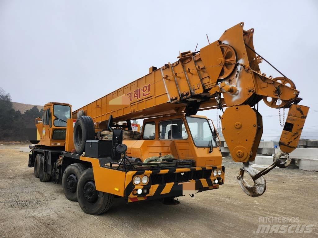 Hyundai HC 50 Allterreng kraner