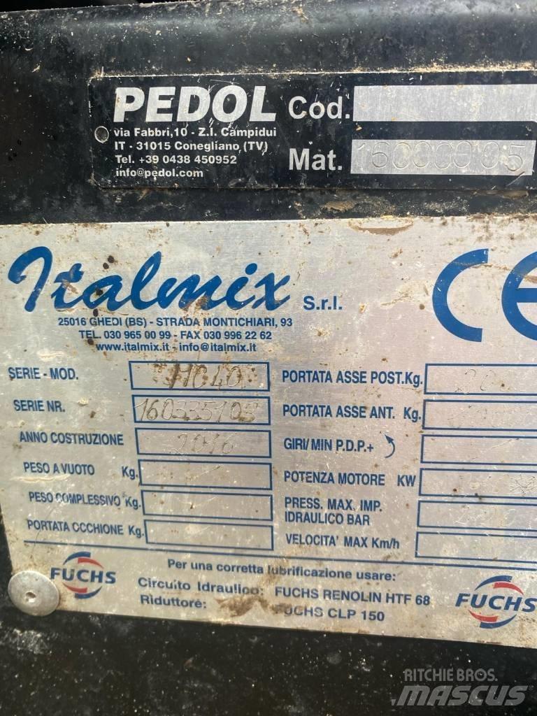  Matrix Rover Jumbo Blande- og fôringsmaskiner