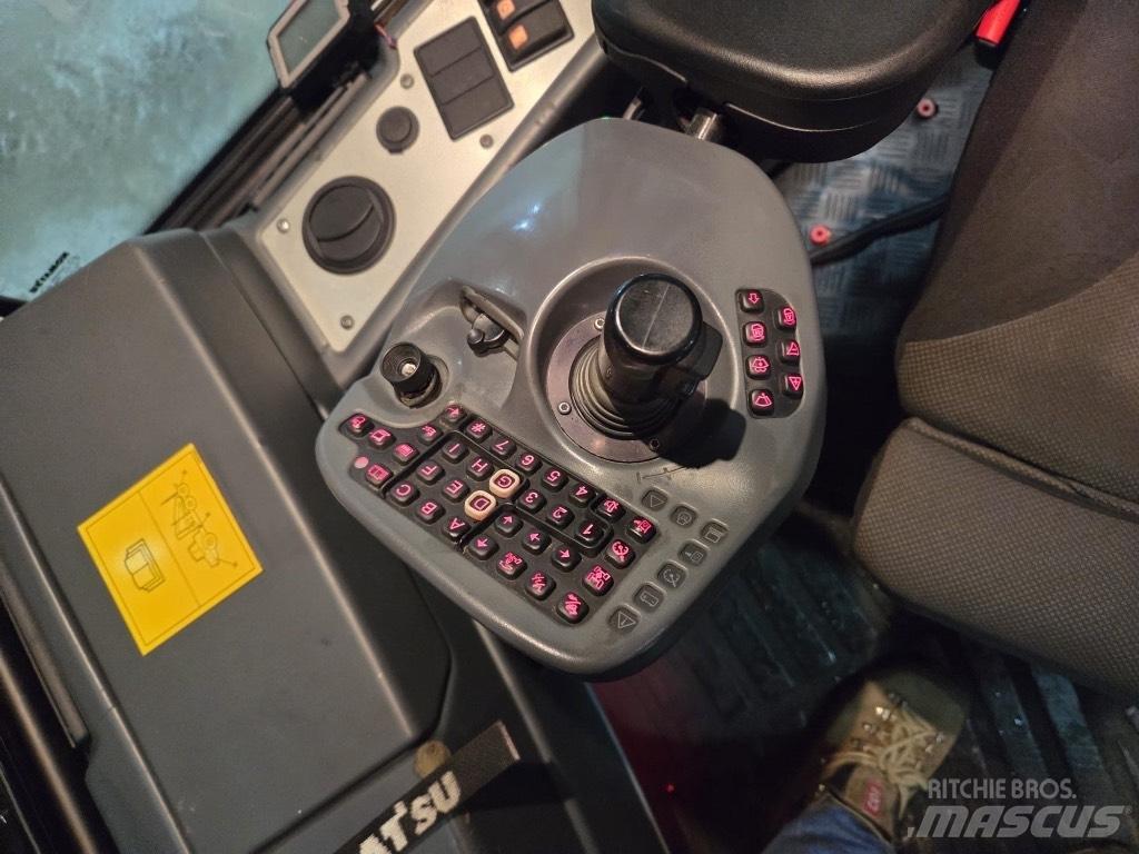 Komatsu 855.1 Lassbærere