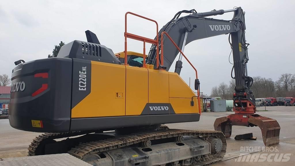 Volvo EC 220 E Beltegraver