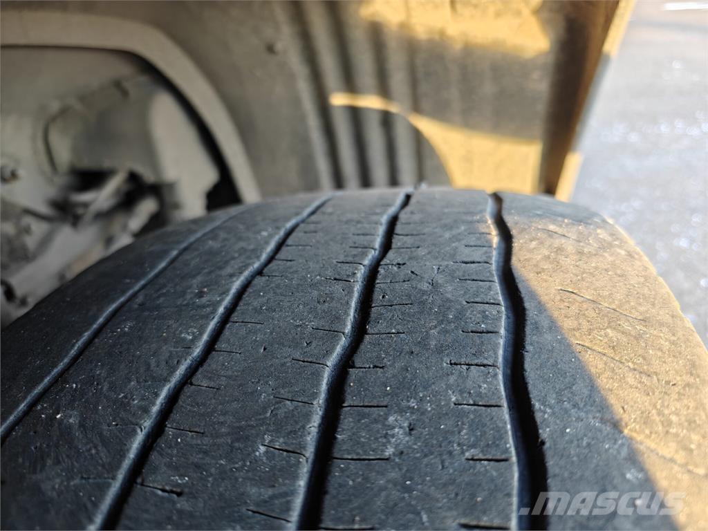 Scania P94 Skapbiler