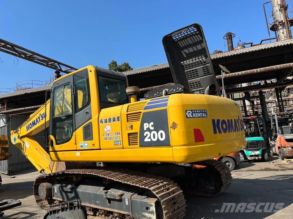 Komatsu PC 200-8N1 Beltegraver