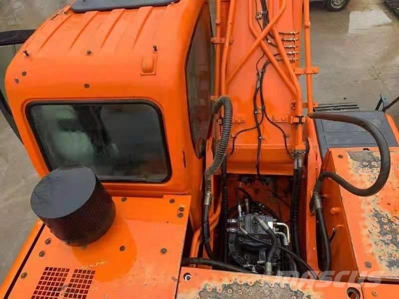 Doosan DX300LC Beltegraver