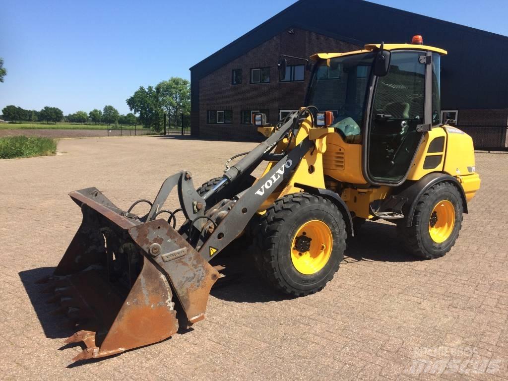 Volvo L 25 F Hjullastere