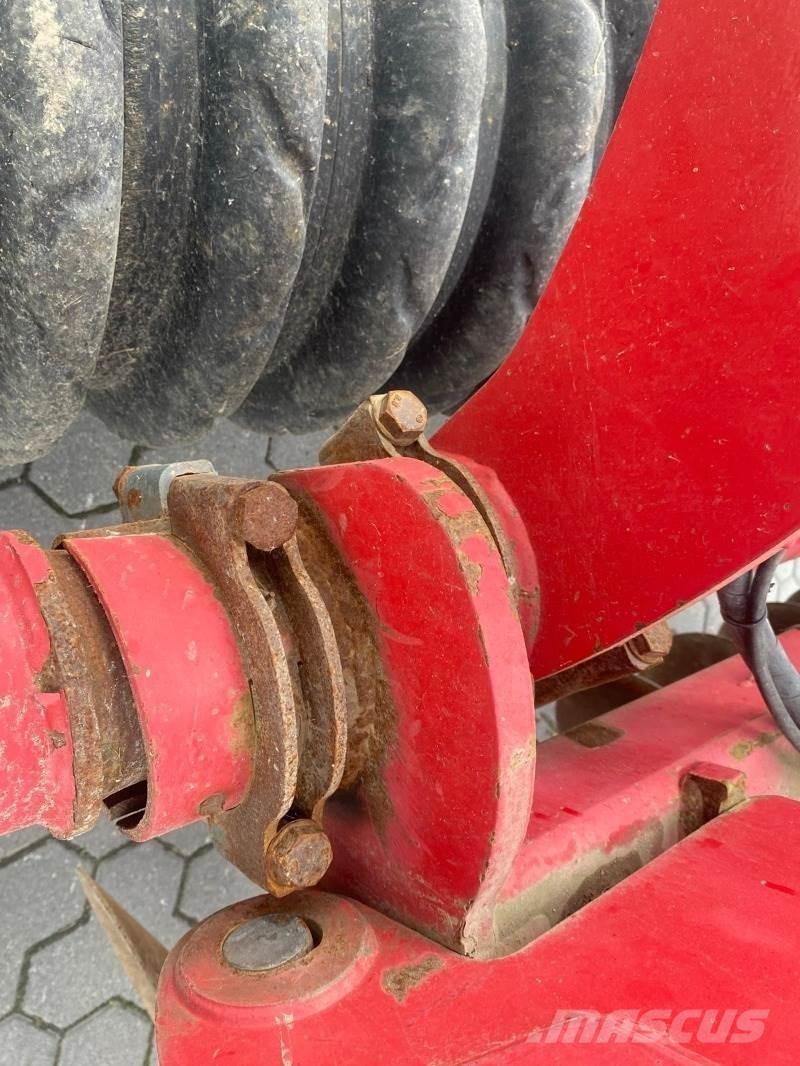 Horsch Joker 8RT Skålharver