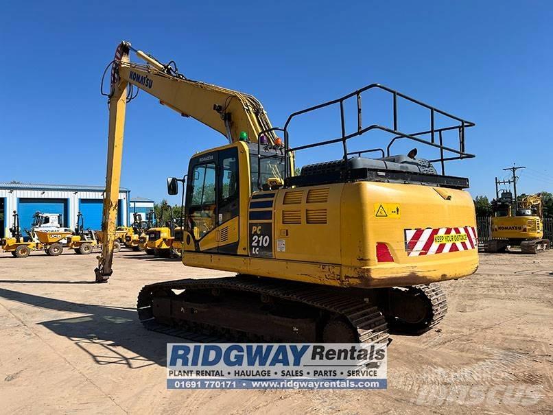 Komatsu PC 210 LC Gravemaskiner med lang bom