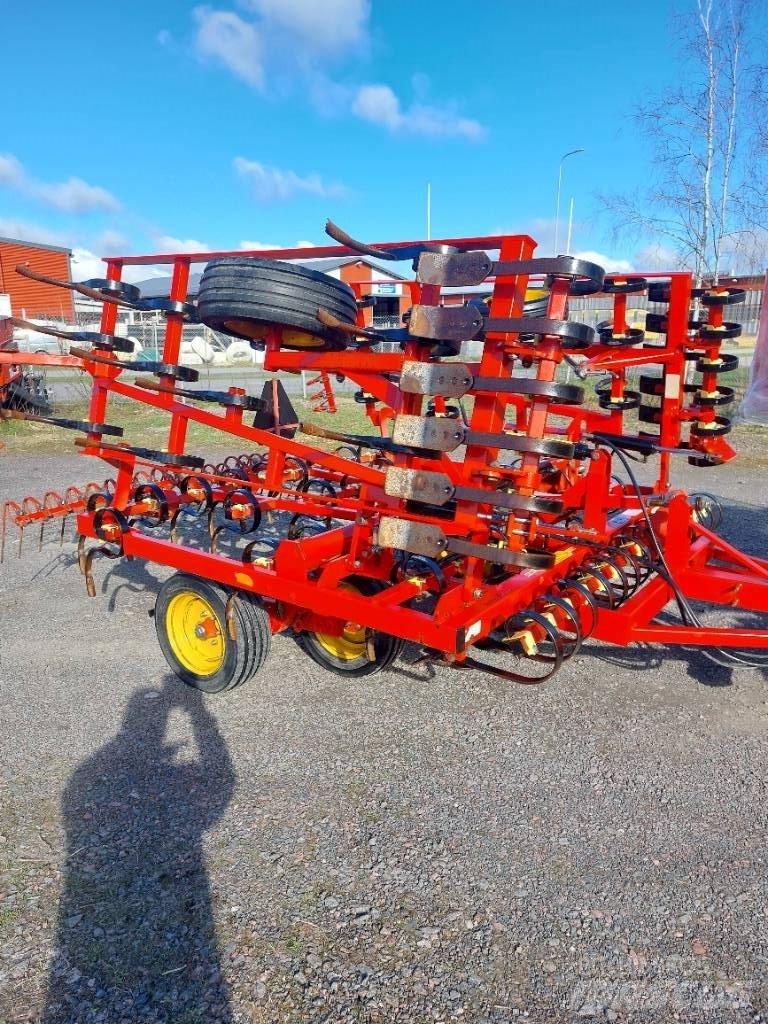 Väderstad NZF 450 Harver