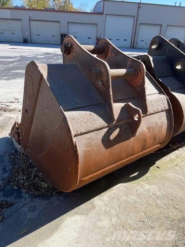 Komatsu PC 400 Beltegraver