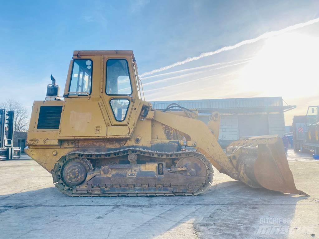 CAT 943 LGP Beltelastere