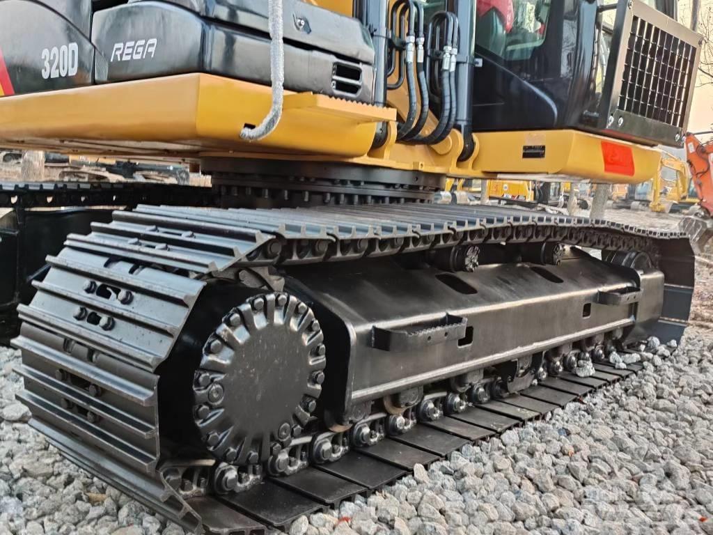 CAT 320 D Beltegraver