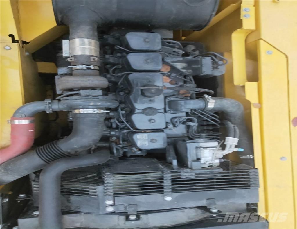 Komatsu PC200-7 Beltegraver