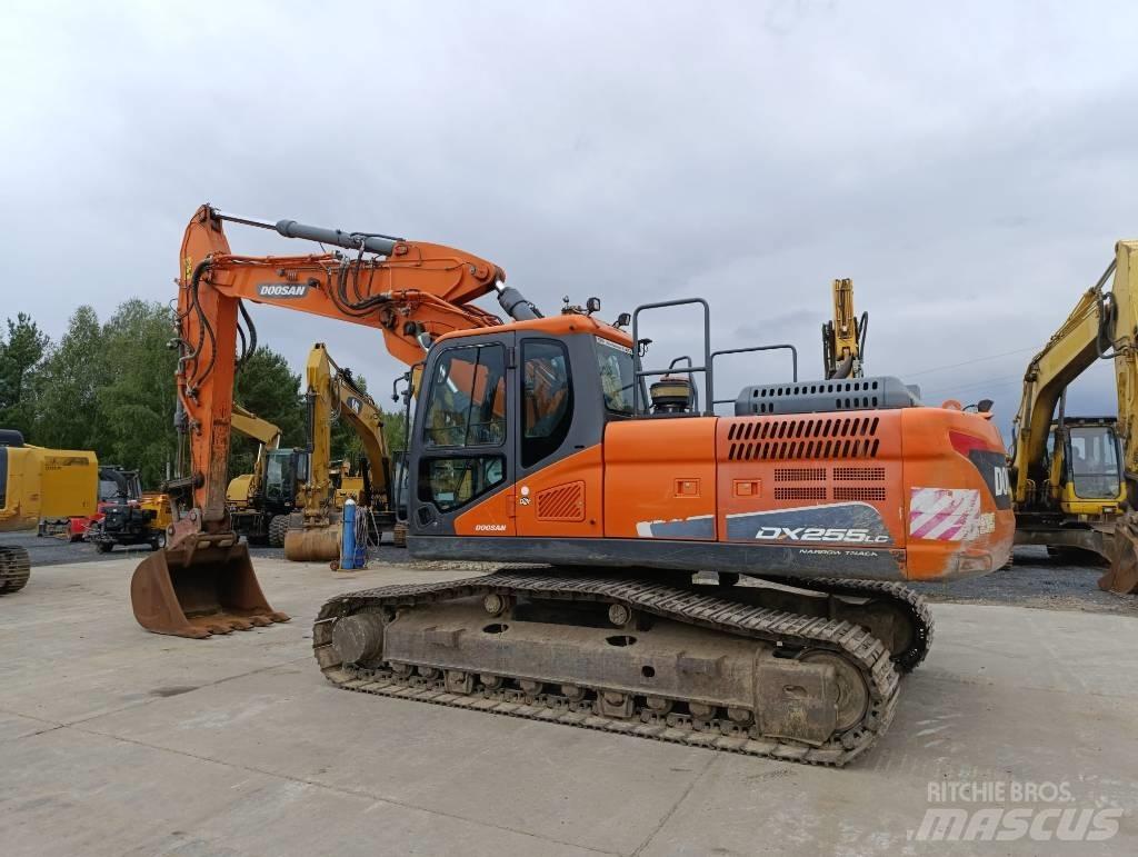 Doosan DX 255 LC-5 Beltegraver