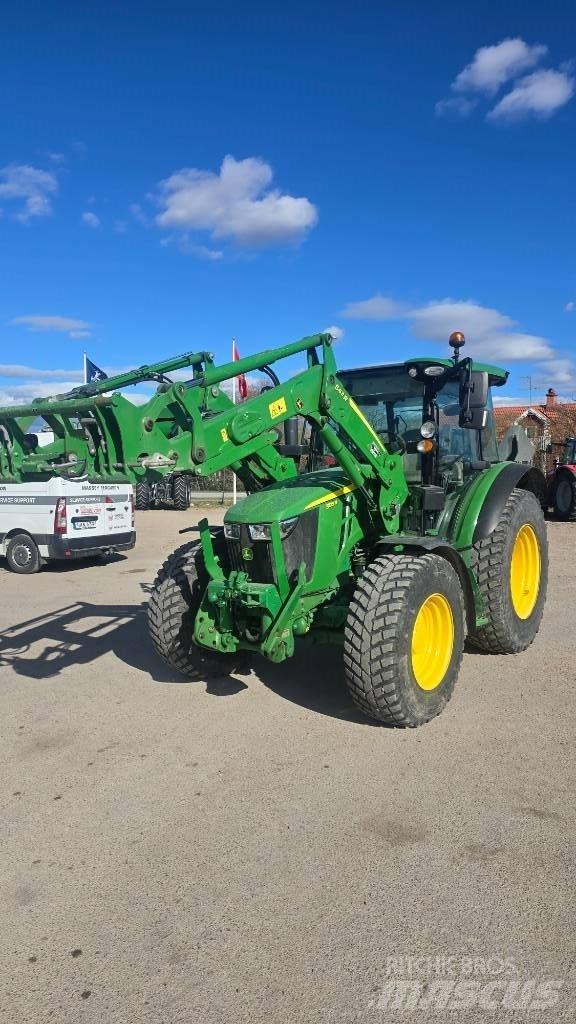 John Deere 5125R Traktorer