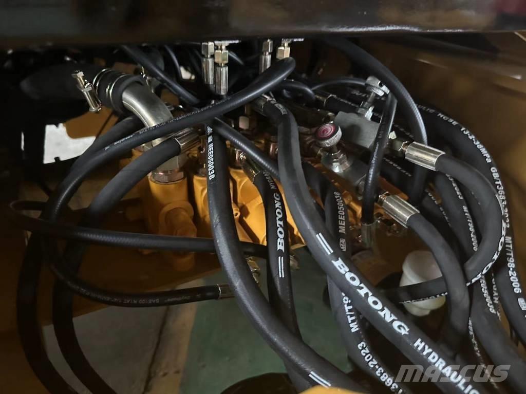 CAT 420F Traktorgravere