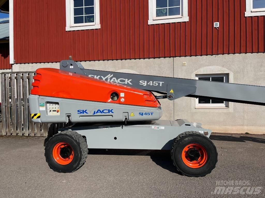 SkyJack SJ 45 T Teleskop bomlifter