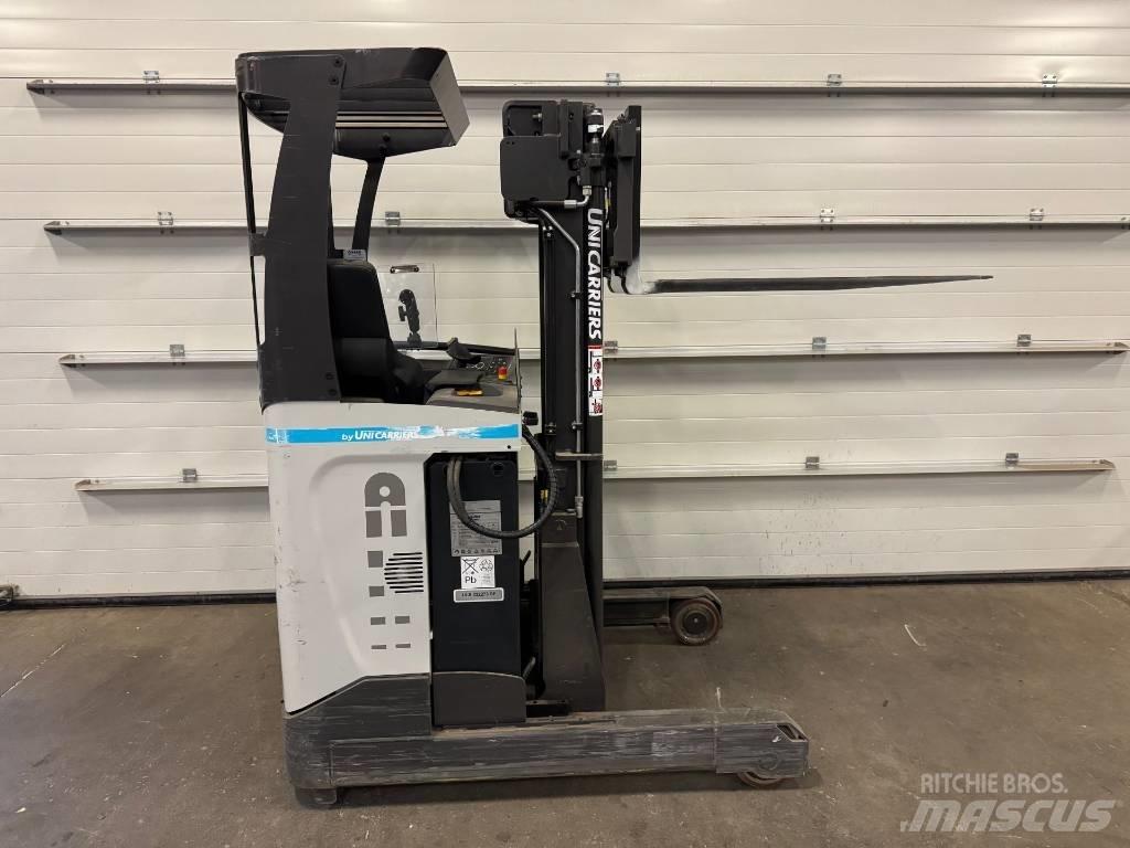 UniCarriers ULS 120 Skyvemasttruck