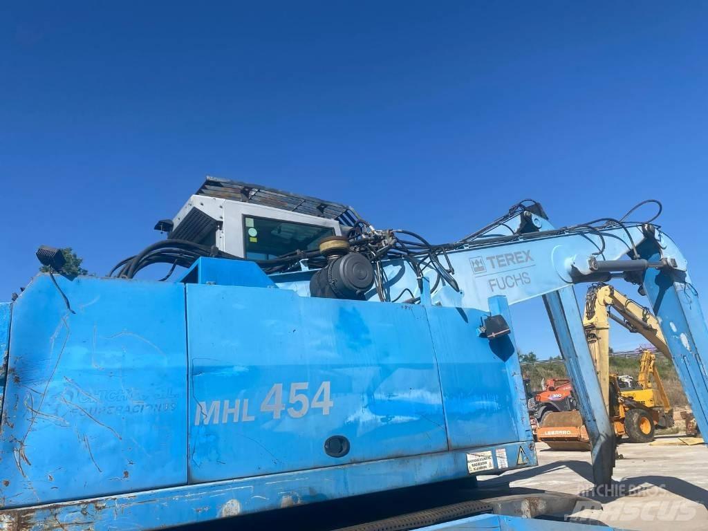 Fuchs MHL 454 Gravemaskiner for avfallshåndtering