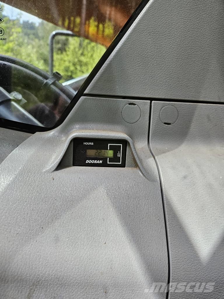 Doosan DX 235 NLC - 5 Gravemaskiner