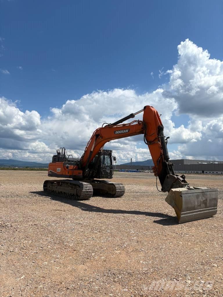 Doosan DX 300 LC-5 Beltegraver