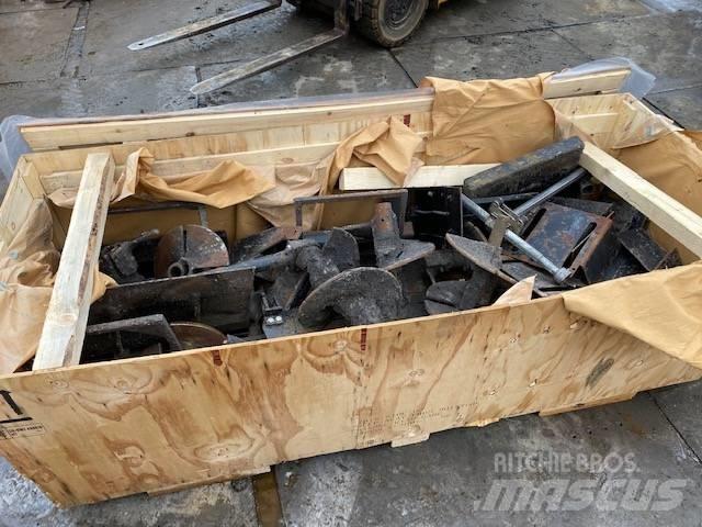 CAT AP 655 D Asfaltutleggere